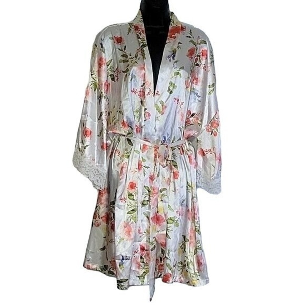 Apt. 9 White Floral Satin Robe with Pink & Green Accents
